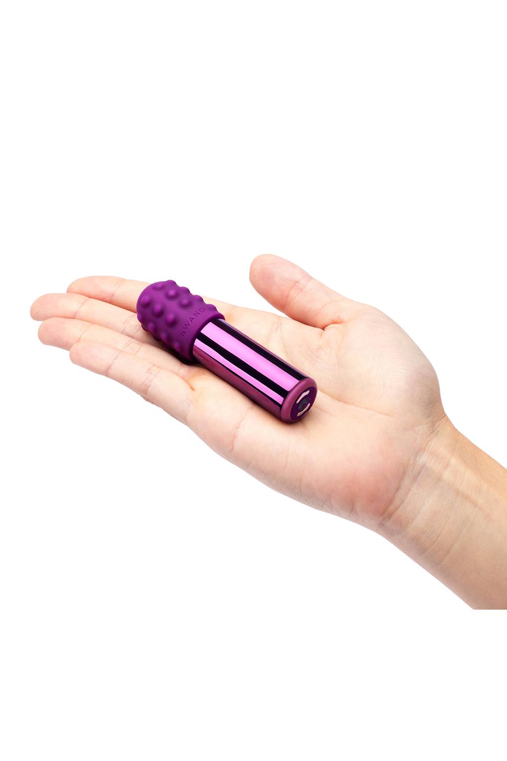 Le Wand - Bullet - Mini Vibrator - 2 Verwisselbare Opzetstukken - Paars - Afbeelding 2