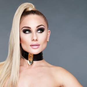 Kinky Diva - Collar Heart Lock - Choker - BDSM - PU Leer - Goud - Zwart