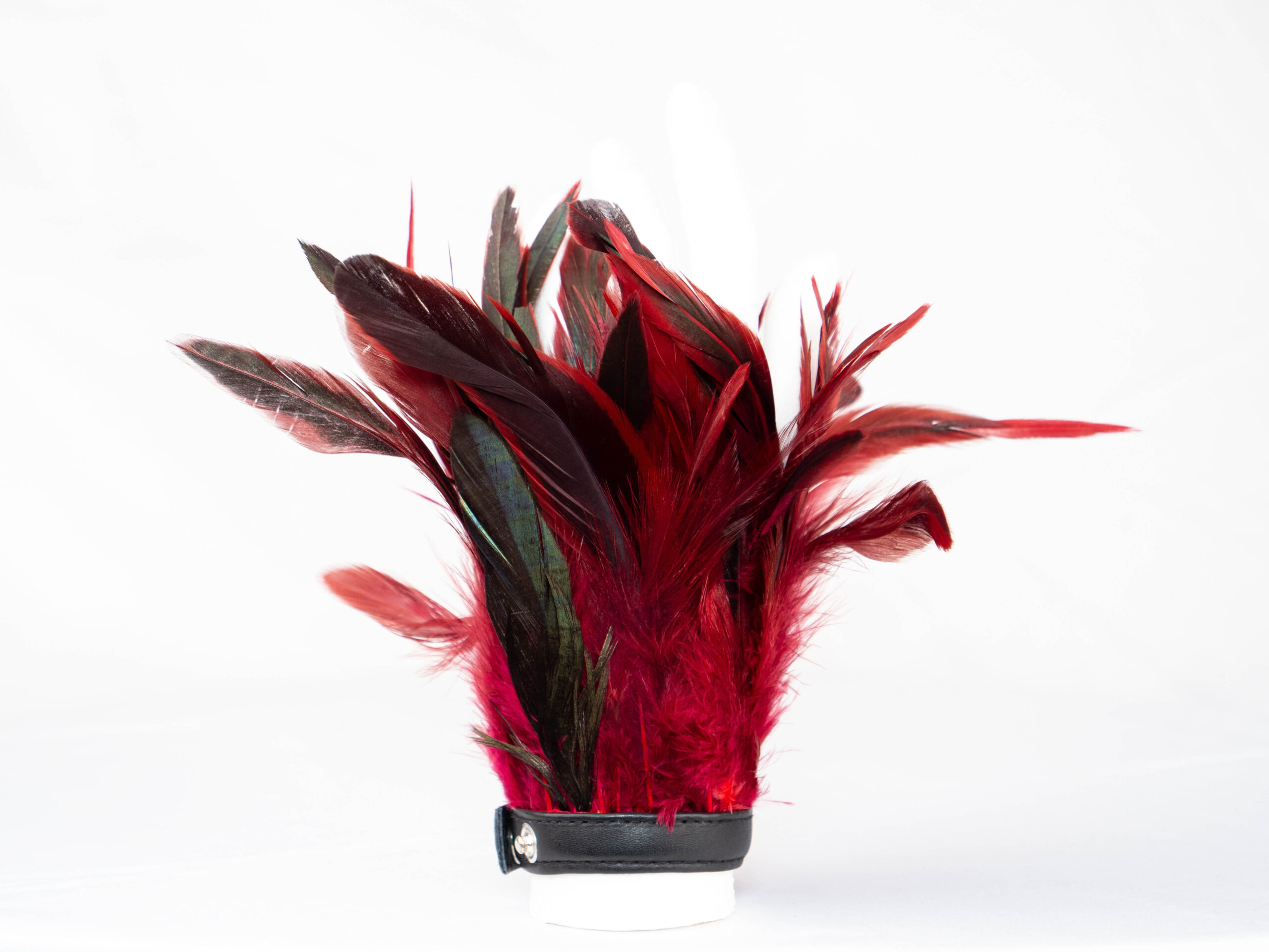 Cuffs Lopia 13 Rood - Benno von Stein